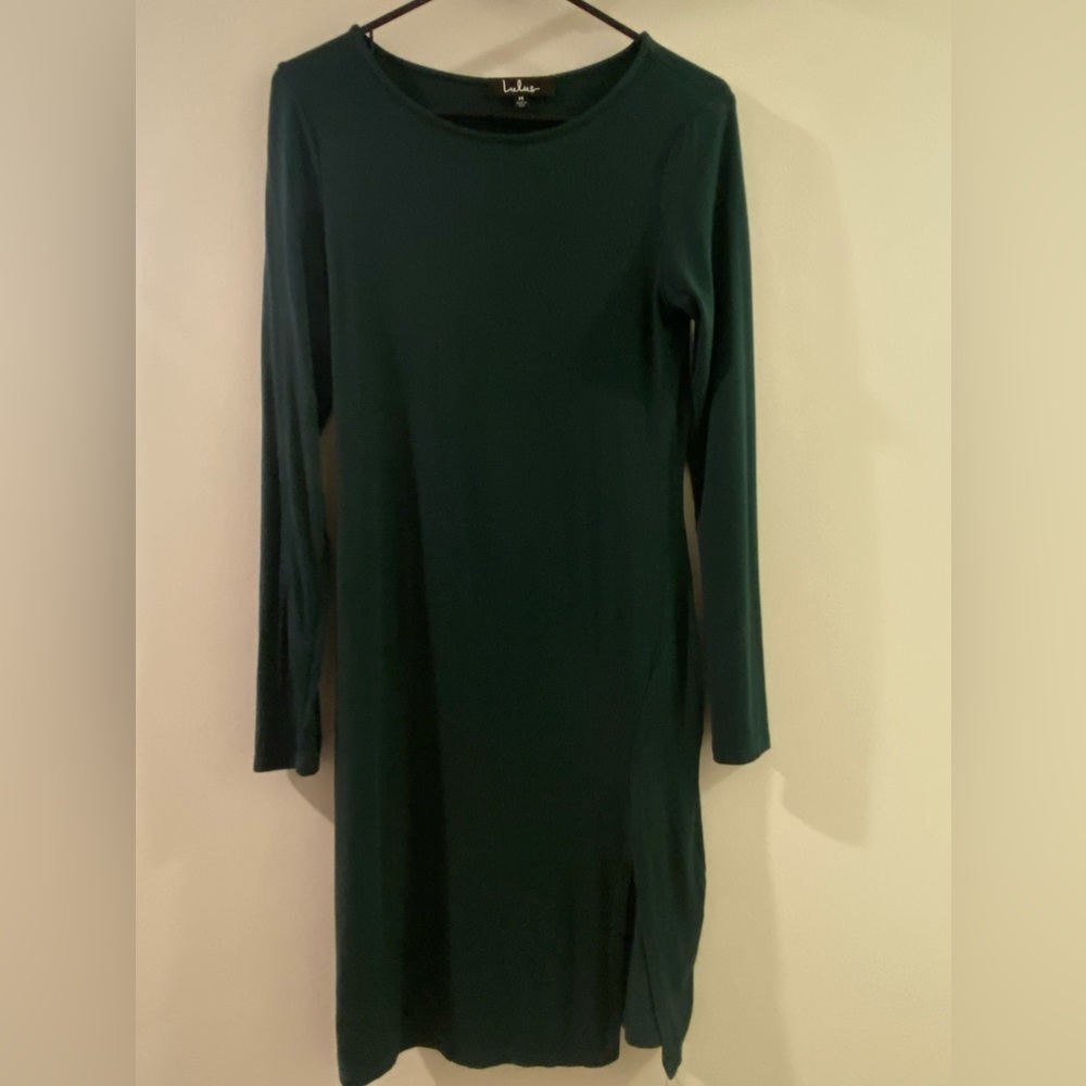 Lulu’s green dress